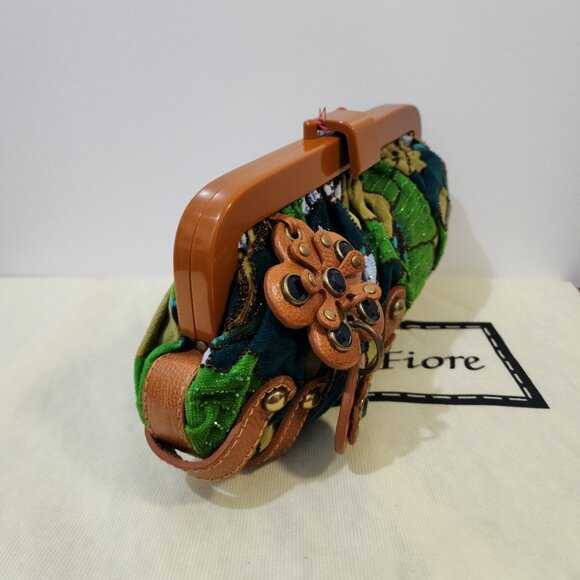 ISABELLA FIORE FLORAL STUDDED BEADED HANDBAG/CLUTCH - Picture 3 of 9